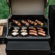 Masterbuilt Gravity Series 600 Digital WiFi Charcoal Grill and Smoker - Image 3