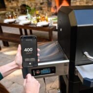Masterbuilt Gravity Series™ 800 Digital Charcoal Griddle + Grill - Image 4