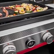 Weber Slate GPD 76cm Premium Griddle Gas BBQ - Image 4